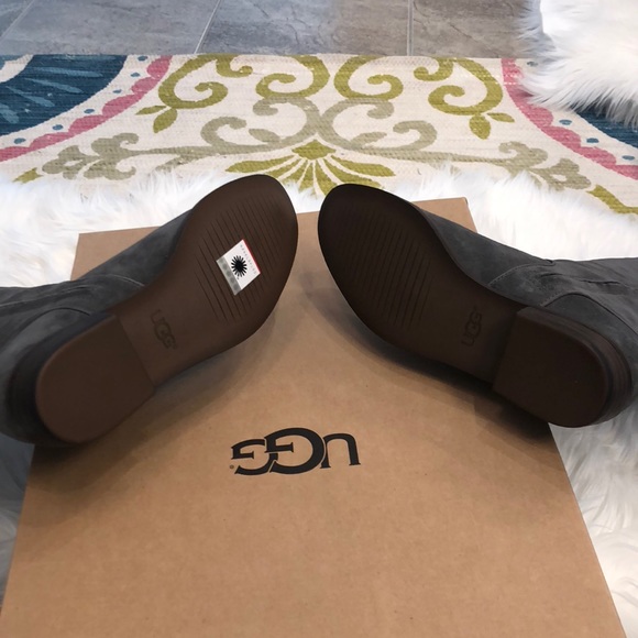 Women’s ugg boots - Picture 5 of 8